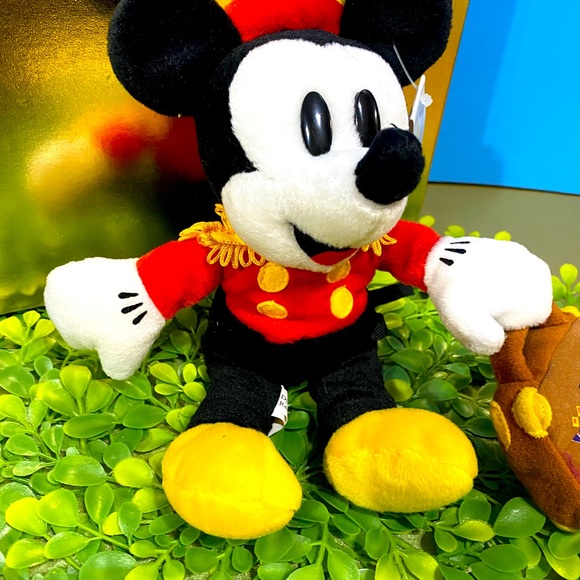 DISNEY EXCLUSIVE NWT 1990s CORONADO SPRINGS RESORT BELLHOP MICKEY BEAN BAG PLUSH - Picture 10 of 14
